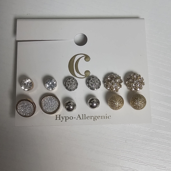 Gold‎ and Silver Hypo-Allergenic Earring Set Charming Charlie - Picture 1 of 1
